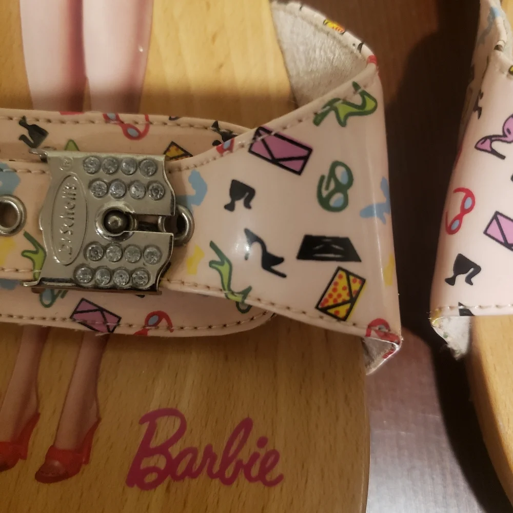 Barbie Graphic Wooden Sandals By Dr. Scholl's - Picture 2 of 5